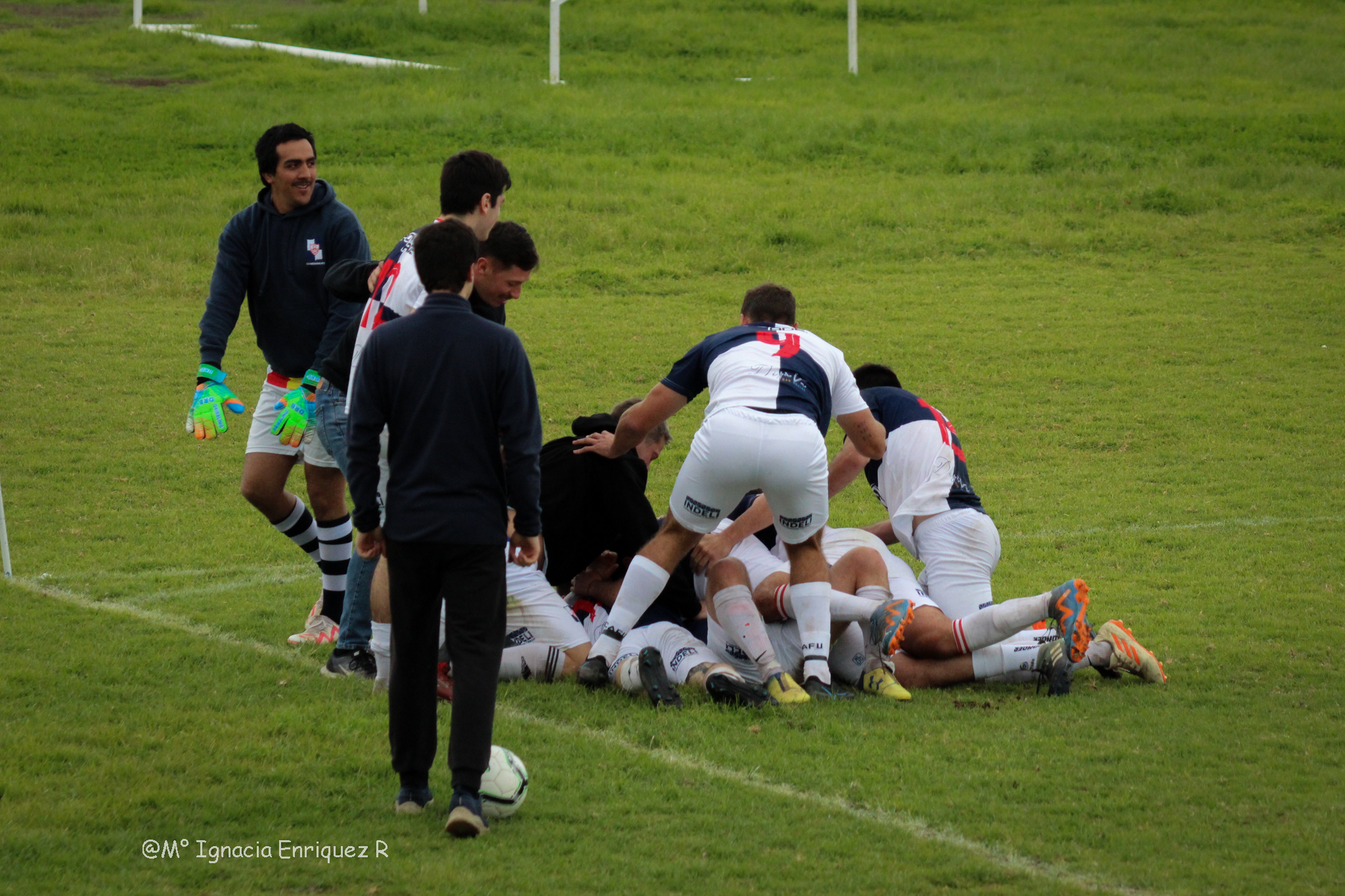 Liga La Quinta: La lucha por el título es sólo entre dos