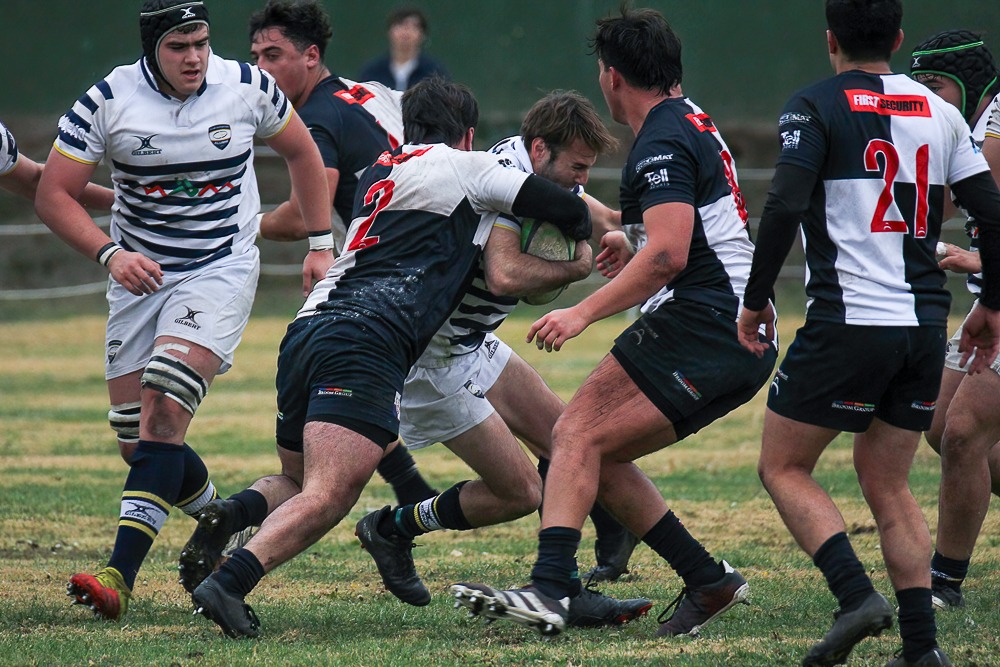 Con un póker de tries de Tomás Court Verschae, un superior Old Mack’s se trae cinco puntos en su victoria ante el CDA