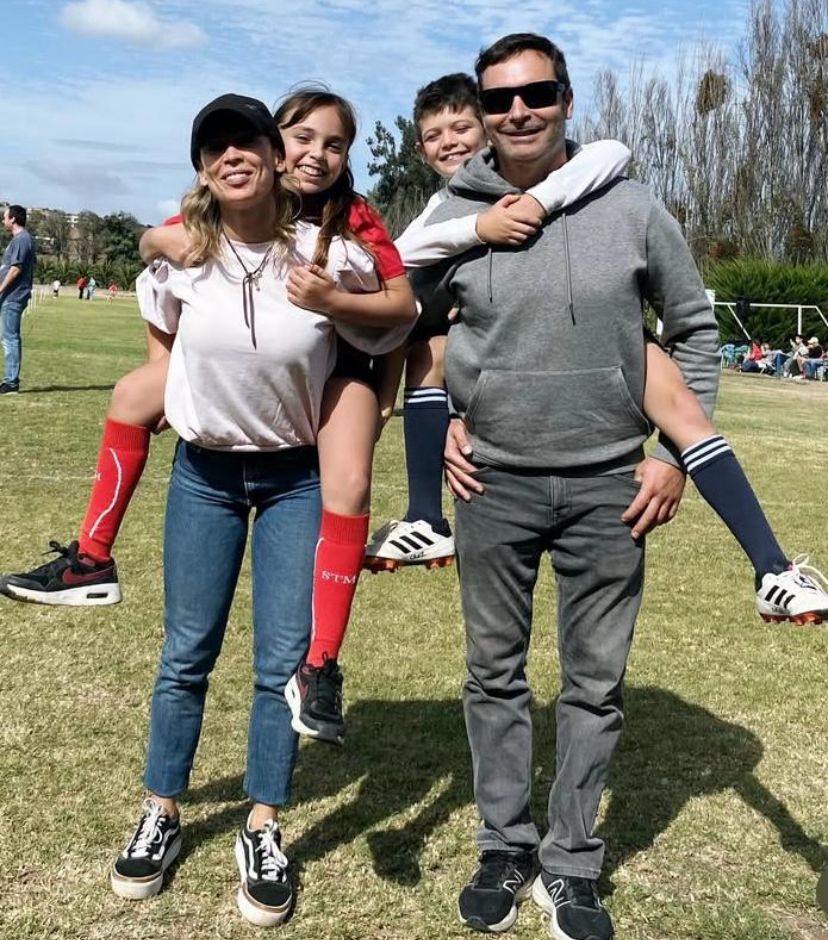 Cristián Cruz MACKAYINOS EN EL TIEMPO